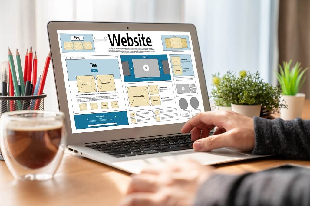 Planiranje i izrada strukture web stranice na računaru