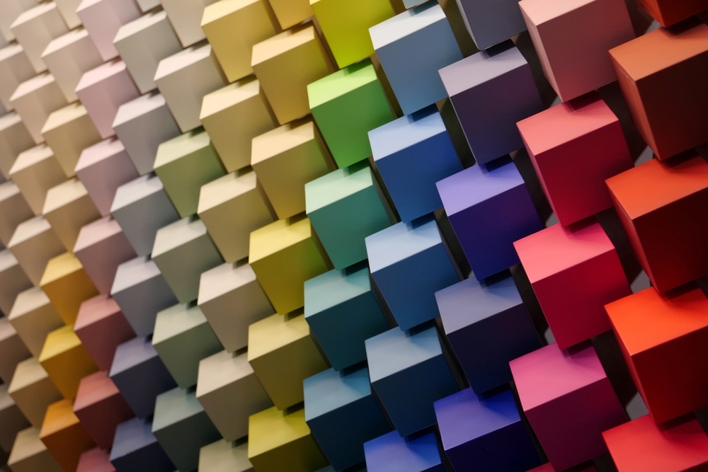 Strateški odabrana paleta boja za vizuelni identitet brenda